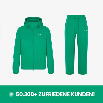VIRAL TRACKSUIT